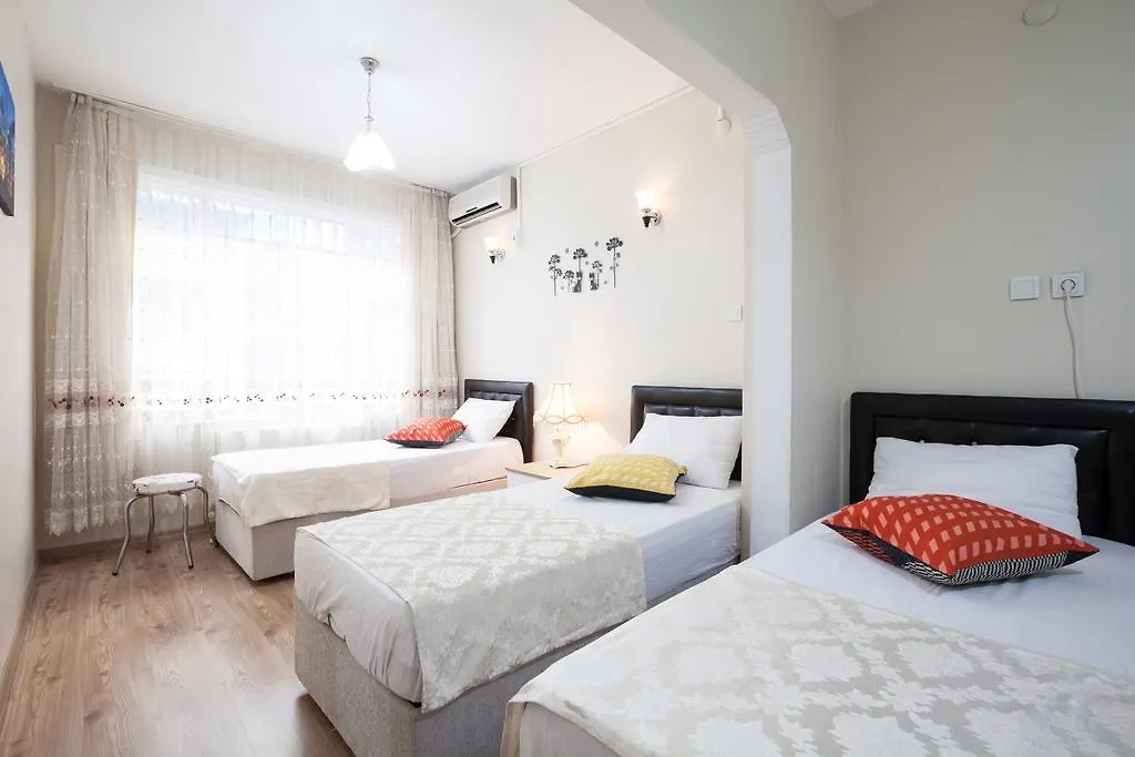 Blue Mosq- Luxury & Cozy Homes Estambul 0*,